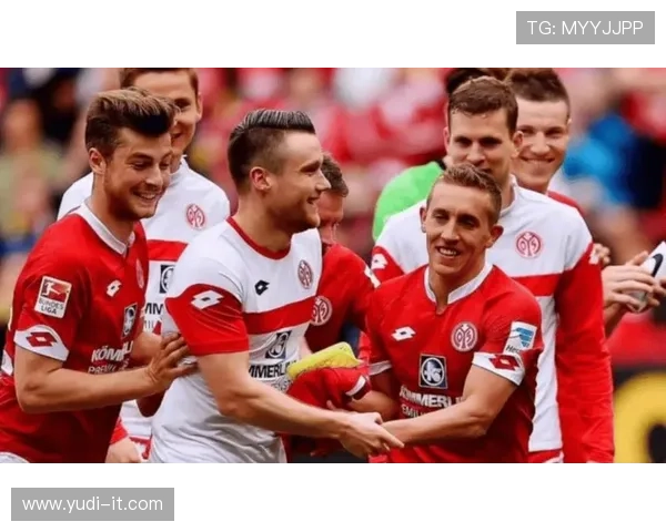 弗赖堡中场埃格施泰因对阵拜仁18战全败记录令人唏嘘